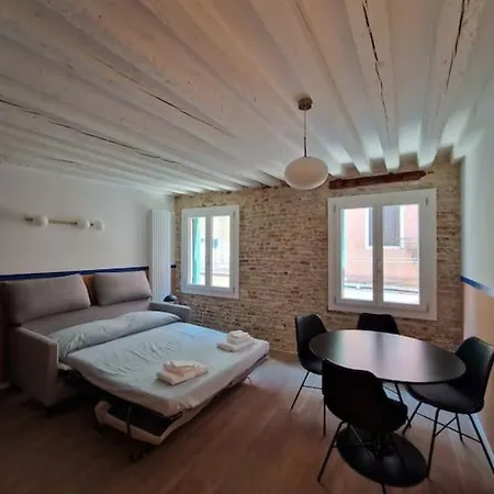 Cozy Near Biennale Venedig