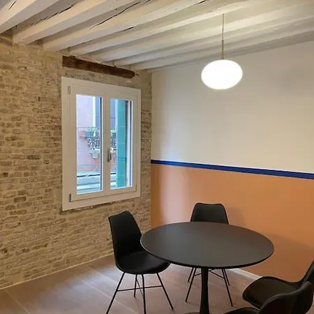 Apartment Cozy Near Biennale